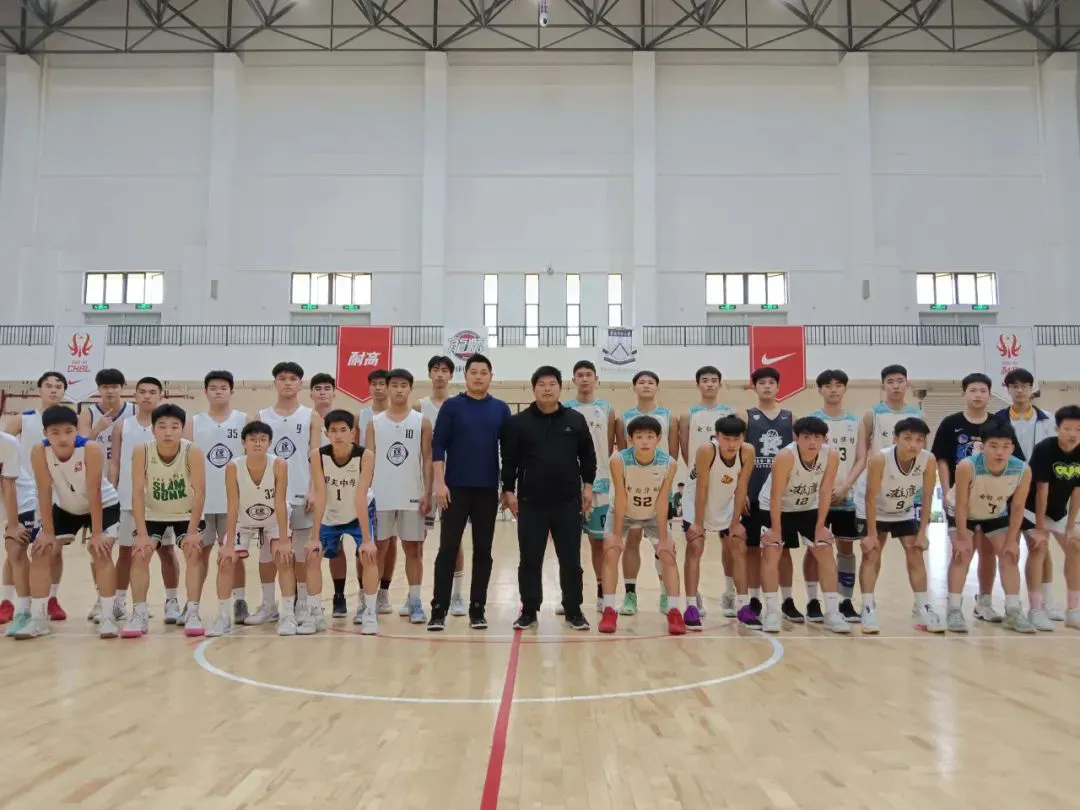 为什么篮球教练要不断改进训练方法_2